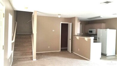 13 Magnolia St in Mission, TX - Building Photo - Building Photo