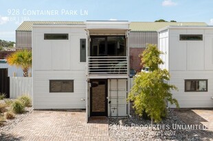 928 Container Park Ln