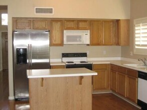 1867 E Brentrup Dr in Tempe, AZ - Building Photo - Building Photo