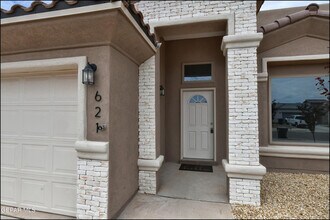 621 Cedarwood Ave in Horizon City, TX - Building Photo - Building Photo