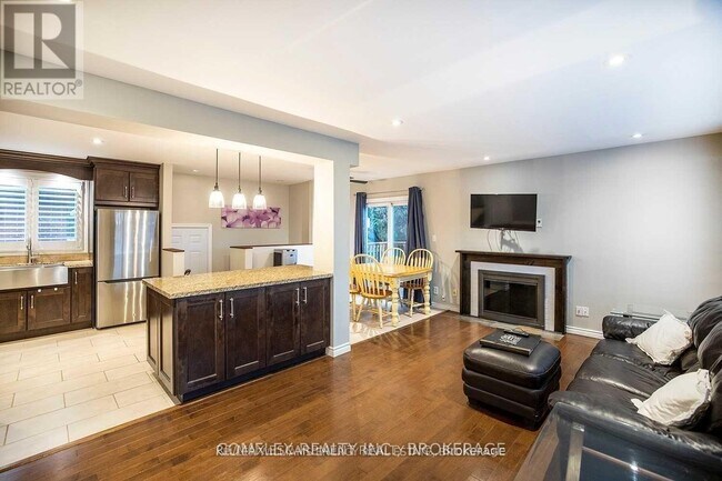 488 Beurling Ave in Oshawa, ON - Building Photo - Building Photo