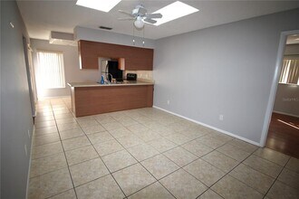 2848 Rustic Oaks Dr in Palm Harbor, FL - Building Photo - Building Photo