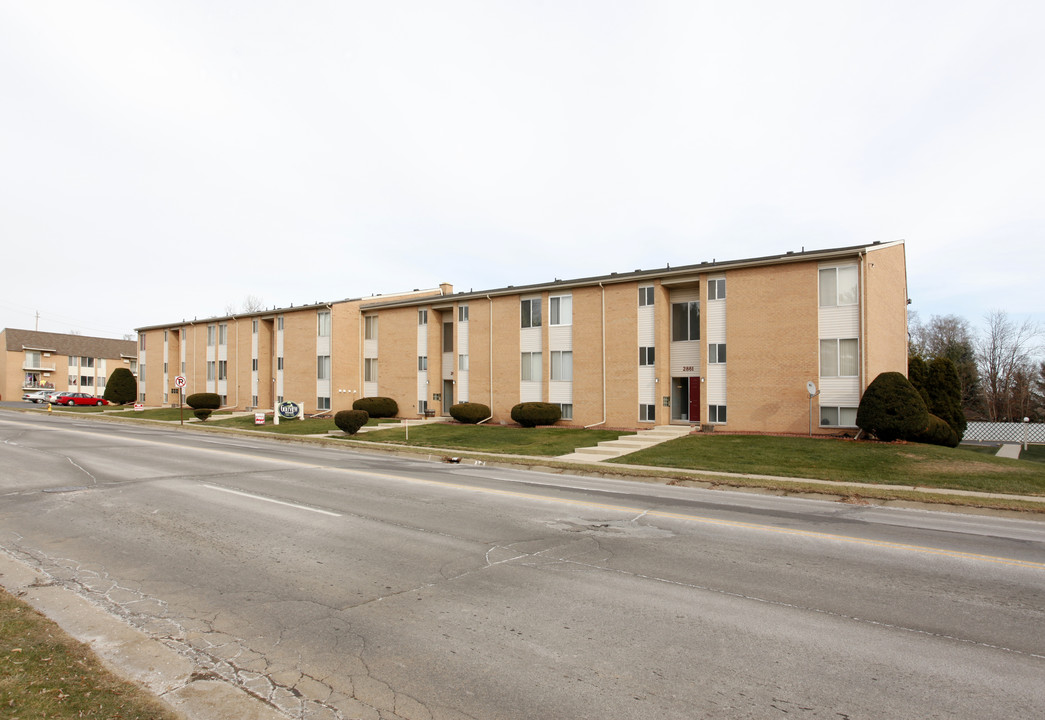 Golfview Manor Apartments in Ann Arbor, MI - Building Photo