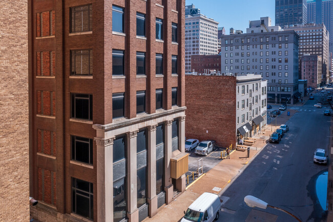 Publicity Flats in St. Louis, MO - Building Photo - Building Photo