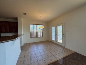 19325 Pencil Cactus Dr in Pflugerville, TX - Foto de edificio - Building Photo
