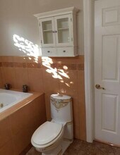 5115 Canoga Ave in Woodland Hills, CA - Building Photo - Building Photo