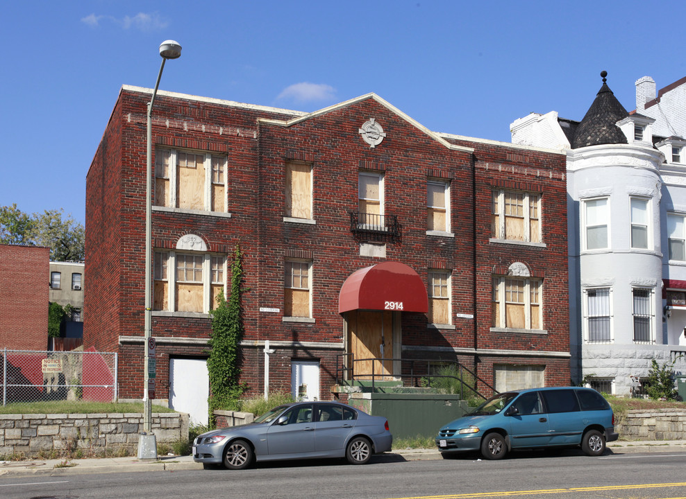 2914 Sherman Ave NW in Washington, DC - Building Photo