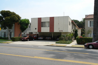 224 S Commonwealth Ave in Los Angeles, CA - Building Photo - Building Photo