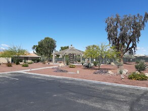 72385 Beverly Way in Rancho Mirage, CA - Building Photo - Building Photo