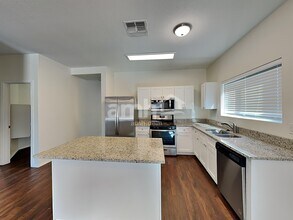 388 E Atlas Cedar Pl in Sahuarita, AZ - Foto de edificio - Building Photo