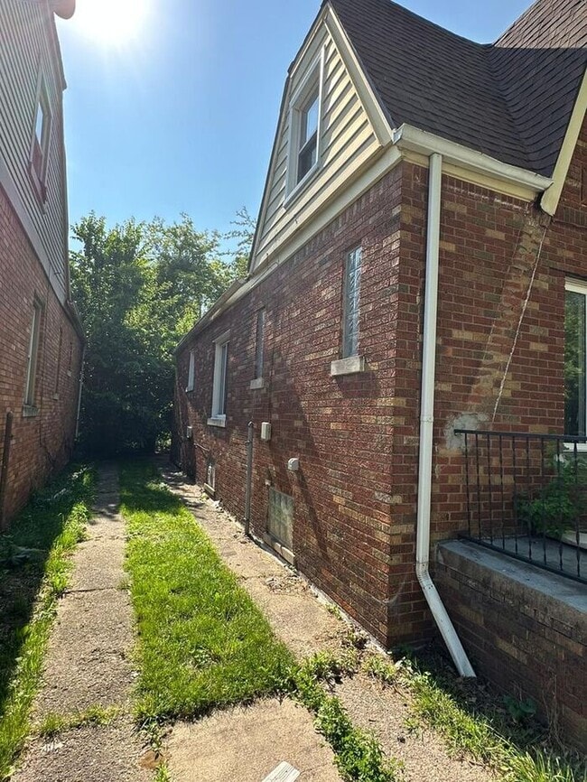 15053 Ardmore St in Detroit, MI - Building Photo - Building Photo