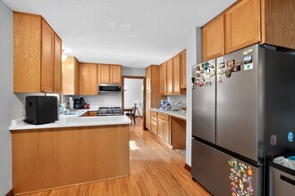 1710 Shadyview Ln N in Plymouth, MN - Building Photo - Building Photo