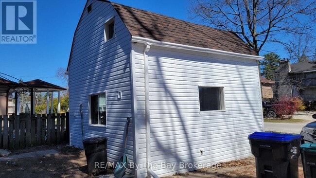 46 Glenwood Dr in Wasaga Beach, ON - Building Photo - Building Photo