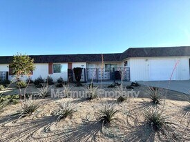 26475 McCall Blvd in Menifee, CA - Building Photo