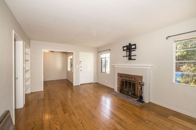 property at 2121-2103 Williams St
