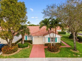 6207 Floral Lakes Dr in Delray Beach, FL - Building Photo