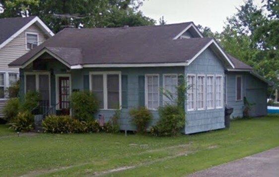 2109 Stanton St in Lake Charles, LA - Building Photo