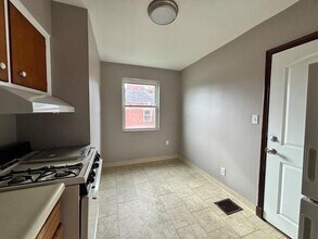 219 N James Rd in Columbus, OH - Building Photo - Building Photo