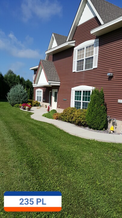 Lomira Apartments in Lomira, WI - Building Photo