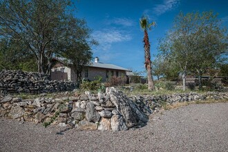 136 Rhonda St in Del Rio, TX - Building Photo - Building Photo