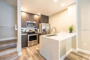 2620 Lodi Cir in Kissimmee, FL - Building Photo