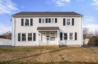 98 Uncatena Ave in Worcester, MA - Building Photo