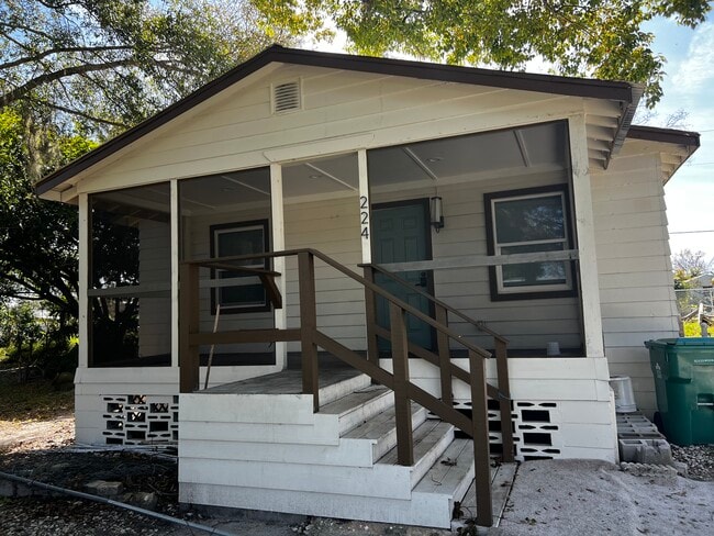 224 W Cypress St in Winter Garden, FL - Building Photo - Building Photo