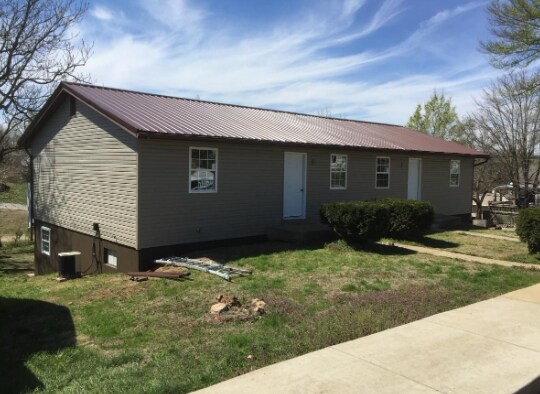 301 Adams St in Park Hills, MO - Foto de edificio