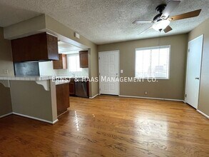 2599 Walnut Ave in Signal Hill, CA - Building Photo - Building Photo