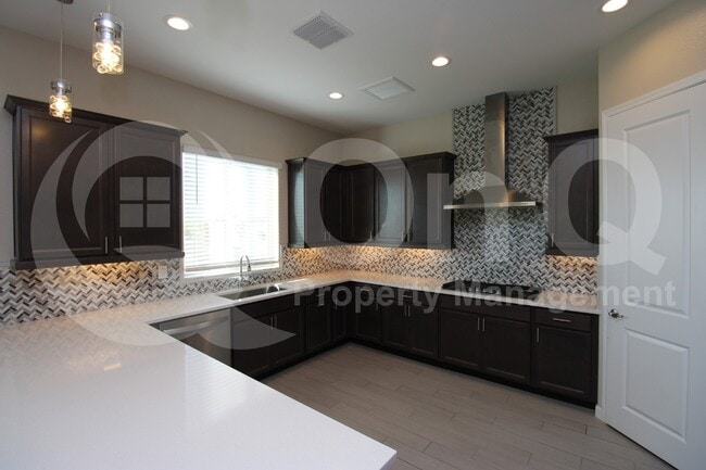 18312 N 65th Pl in Phoenix, AZ - Building Photo - Building Photo