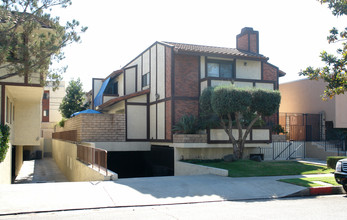 430 W Dryden St in Glendale, CA - Building Photo - Building Photo