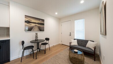 611 Occidental Blvd in Los Angeles, CA - Building Photo - Building Photo