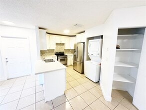1136 NW 5th Ct in Fort Lauderdale, FL - Building Photo - Building Photo