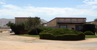 12719 Navajo Pl Apartamentos