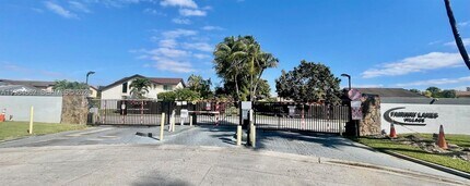 922 NW 106th Ave Cir in Miami, FL - Building Photo - Building Photo