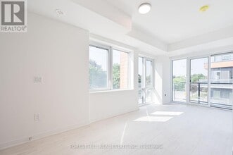 67-167 Curlew Dr in Toronto, ON - Building Photo - Building Photo
