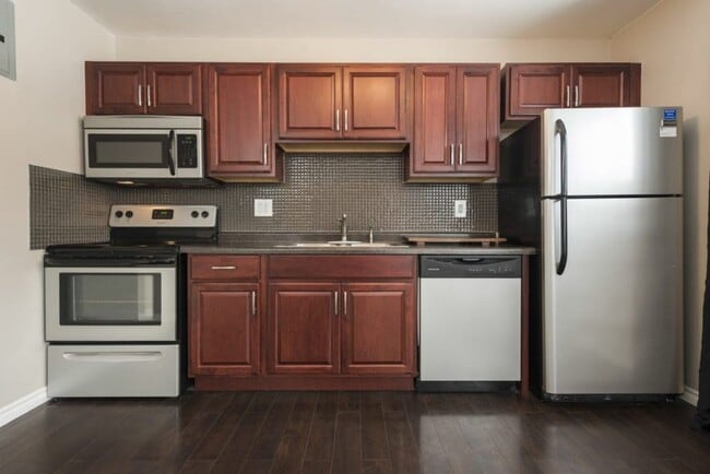 255 Sophia St in Selkirk, MB - Building Photo - Building Photo