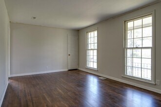 204 Whorley Dr in Nashville, TN - Foto de edificio - Building Photo