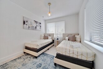 2166 SW 14th Terrace in Miami, FL - Building Photo - Building Photo