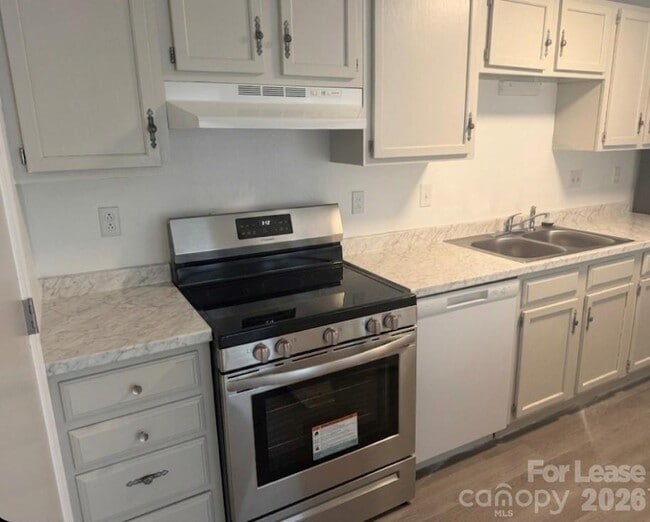 9333 Old Concord Rd in Charlotte, NC - Building Photo - Building Photo