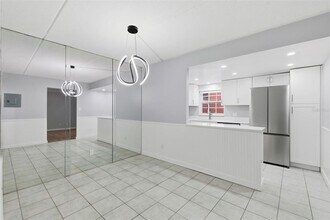 1125 83rd Ave N in St. Petersburg, FL - Building Photo - Building Photo