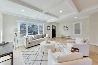 6730 W Dakin St in Chicago, IL - Building Photo - Building Photo
