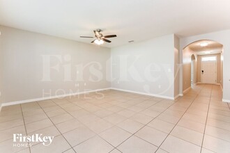 320 Ludisia Loop in Davenport, FL - Building Photo - Building Photo