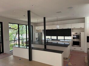 1603 Chelsea Ln in Austin, TX - Building Photo - Building Photo