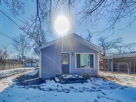 7109 E 14th St in Indianapolis, IN - Building Photo