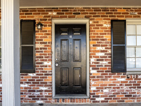 Shamrock Apartments in Warner Robins, GA - Building Photo - Building Photo