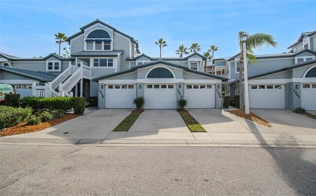 1328 Siesta Bayside Dr in Sarasota, FL - Building Photo - Building Photo
