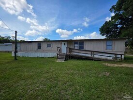 2821 Hillcrest Ave in Pensacola, FL - Building Photo