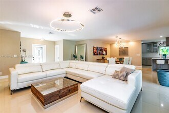 709 Elm Tree Ln in Boca Raton, FL - Building Photo - Building Photo