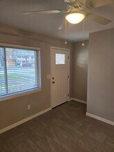 650 Ave B SW, Unit 650 Avenue B SW in Winter Haven, FL - Foto de edificio - Building Photo